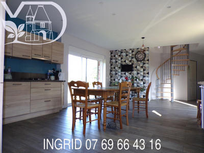 Maison - 150 m² - 6 pièces