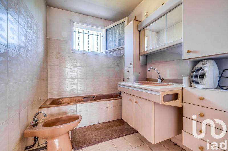 Maison - 95 m² - 3 pièces