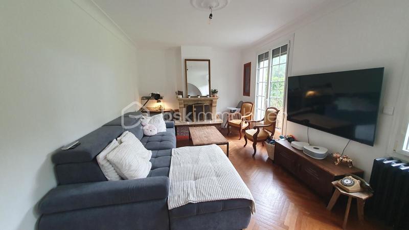 Maison - 139 m² - 7 pièces