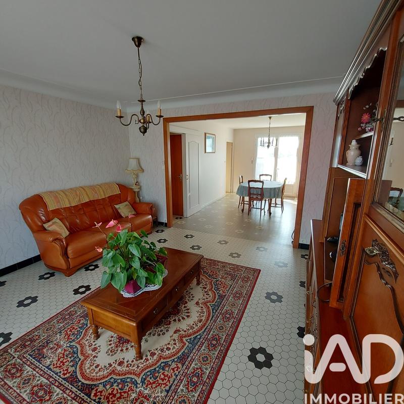 Maison - 97 m² - 7 pièces