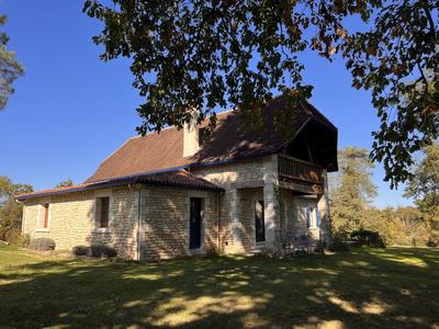 Maison - 252 m² - 7 pièces