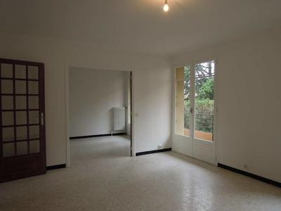 Appartement - 77 m² - 3 pièces