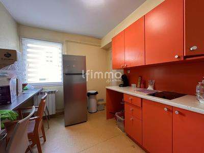 Appartement - 65 m² - 4 pièces