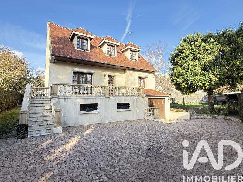 Maison - 139 m² - 5 pièces