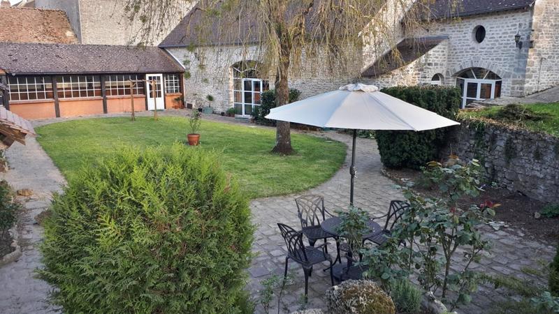 Demeure - 293 m² - 5 pièces