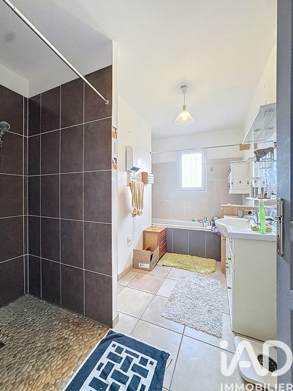 Maison - 99 m² - 4 pièces