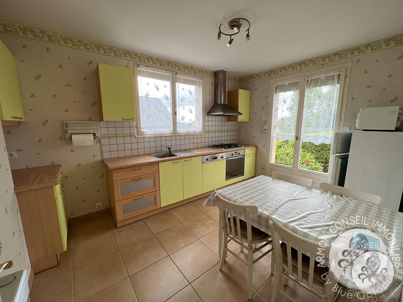 Maison - 101 m² - 5 pièces