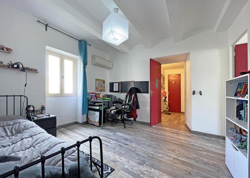 Maison - 167 m² - 6 pièces