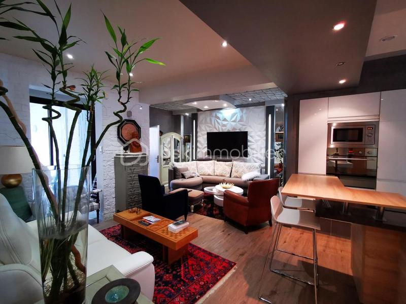 Immeuble - 345 m² - 13 pièces