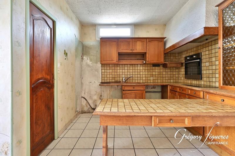 Maison - 143 m² - 8 pièces