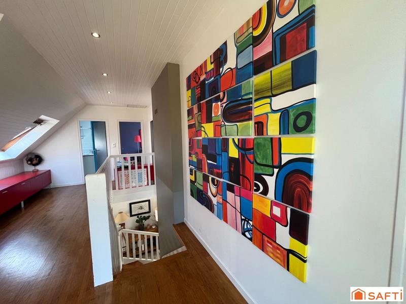 Maison - 252 m² - 8 pièces