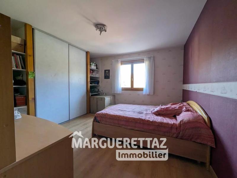 Maison de village - 240 m² - 6 pièces