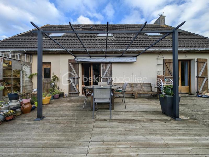 Maison - 138 m² - 7 pièces