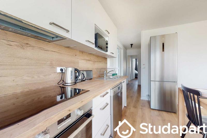 Chambre - 9 m² - 1 pièce