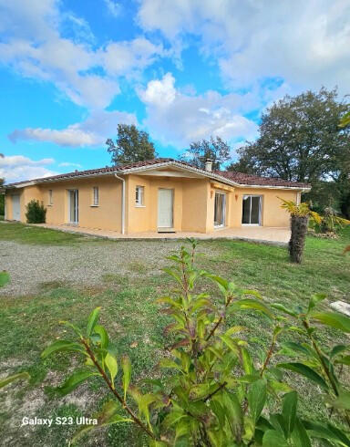 Maison - 121 m² - 6 pièces