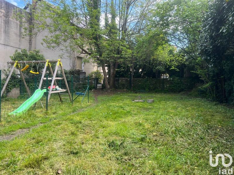 Local commercial - 201 m²