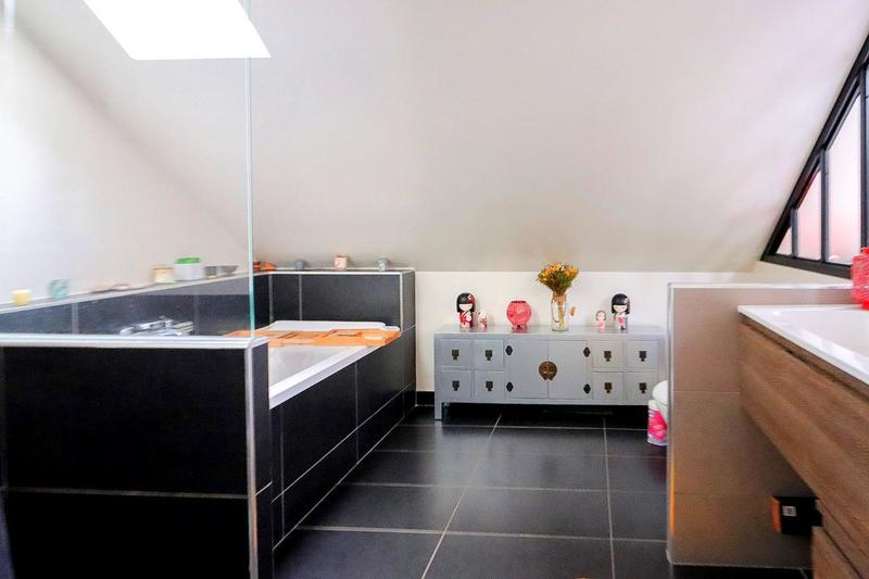 Maison - 178 m² - 6 pièces