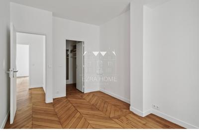 Appartement - 84 m² - 5 pièces