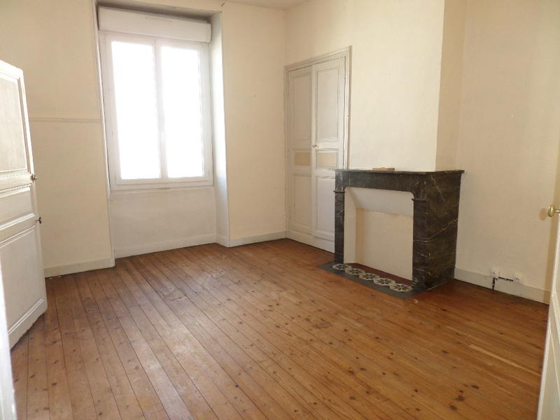 Maison - 152 m² - 9 pièces