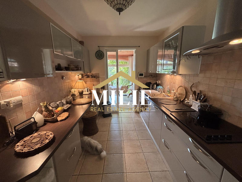 Maison - 97 m² - 4 pièces