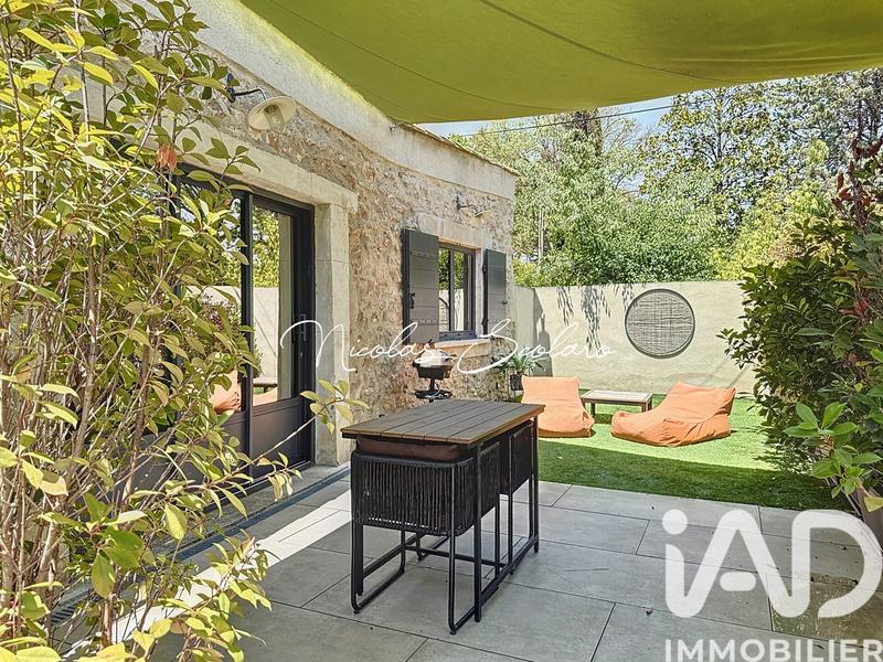 Maison - 1 m² - 6 pièces