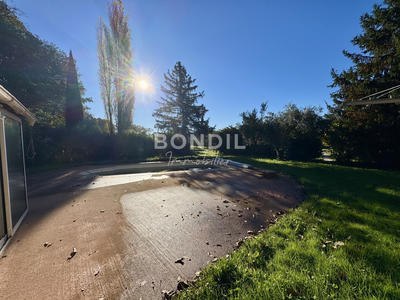 Maison - 160 m² - 5 pièces