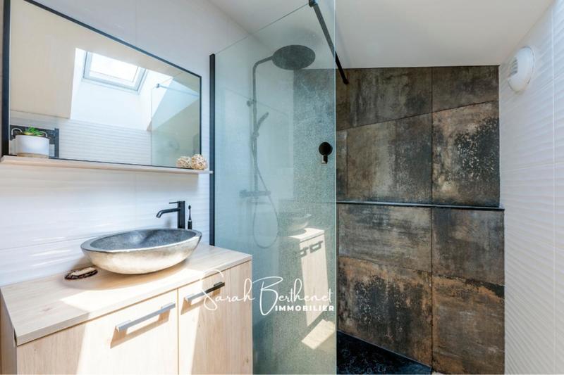 Pavillon - 127 m² - 5 pièces