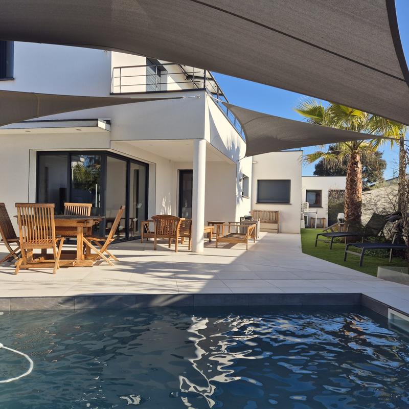 Maison - 160 m² - 6 pièces