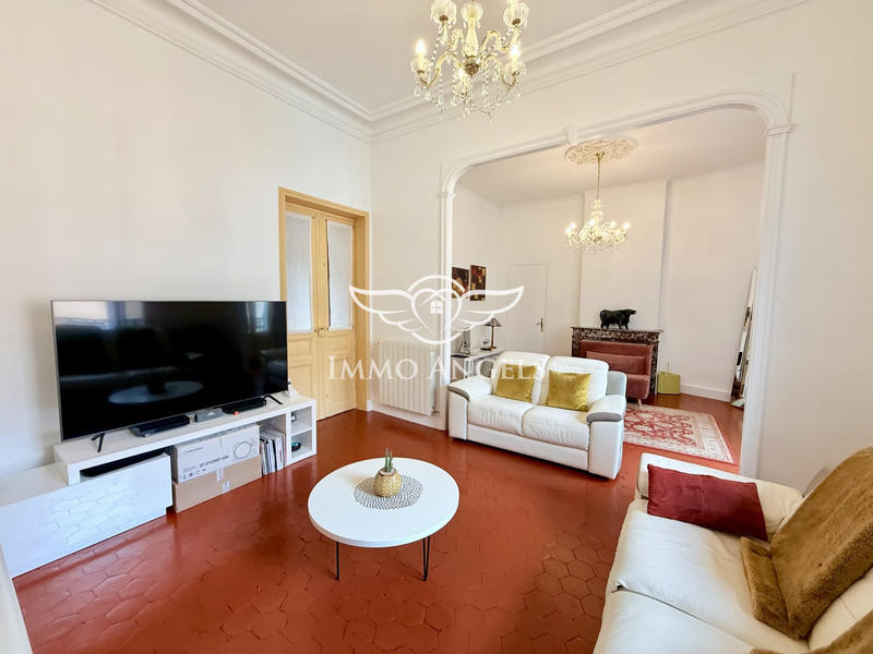 Appartement - 146 m² - 7 pièces