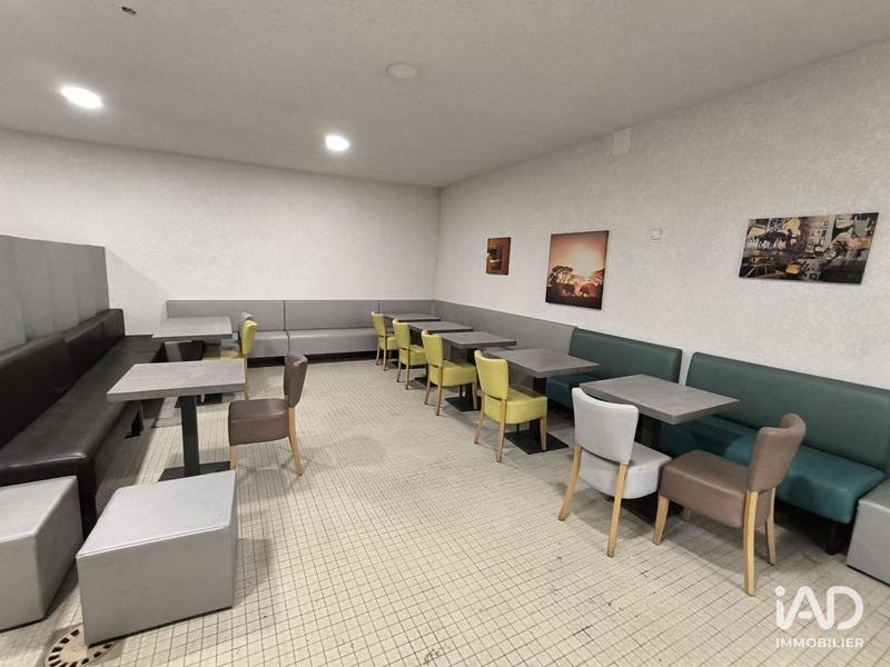 Local commercial - 210 m²