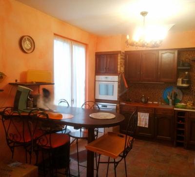 Maison - 95 m² - 6 pièces