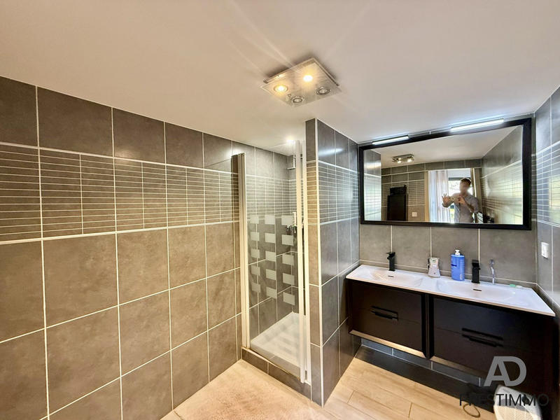 Appartement - 67 m² - 2 pièces