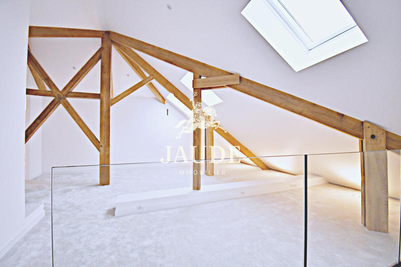 Appartement - 202 m² - 5 pièces