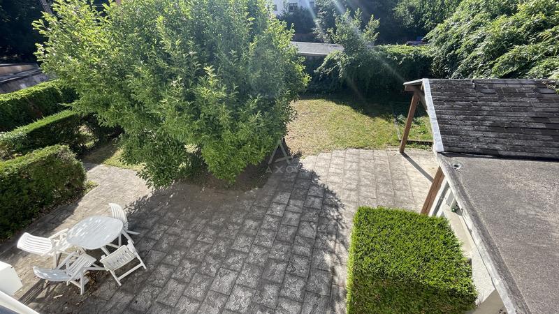 Maison - 410 m² - 15 pièces