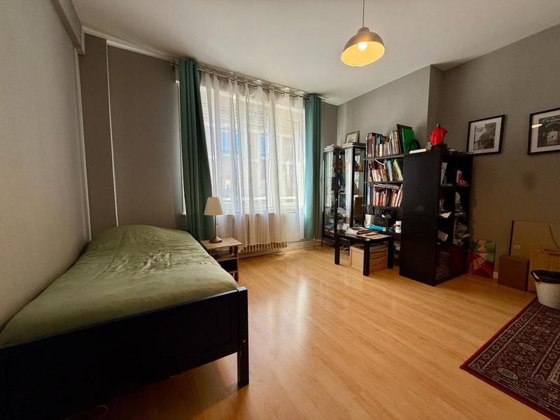 Maison - 209 m² - 7 pièces