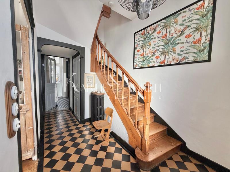 Maison - 110 m² - 6 pièces