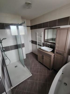 Maison - 180 m² - 5 pièces