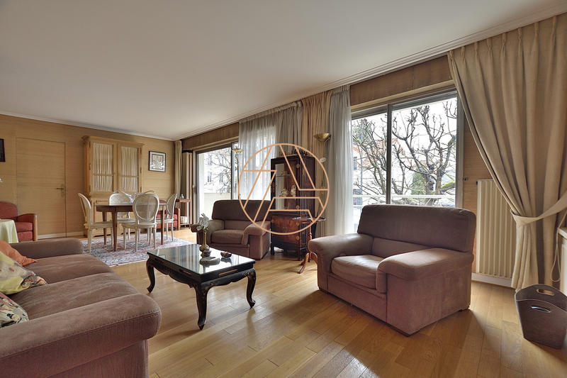 Appartement - 100 m² - 4 pièces