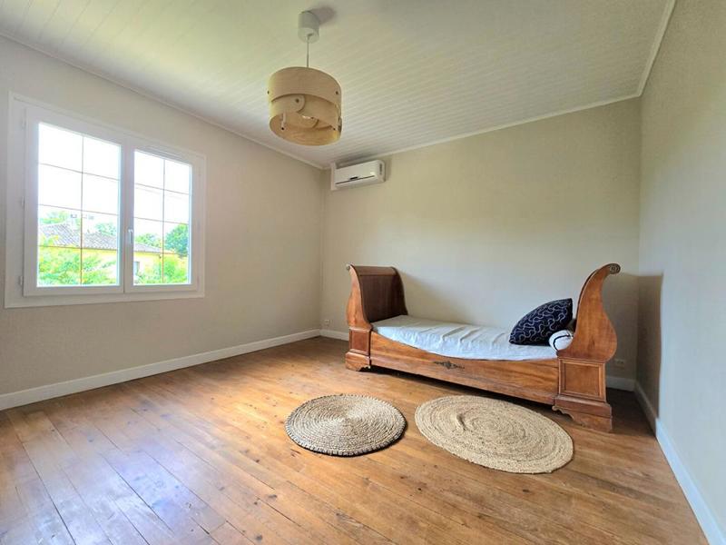 Maison - 158 m² - 6 pièces