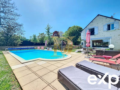 Maison - 350 m² - 10 pièces