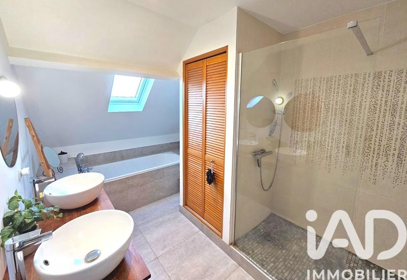 Maison - 107 m² - 4 pièces