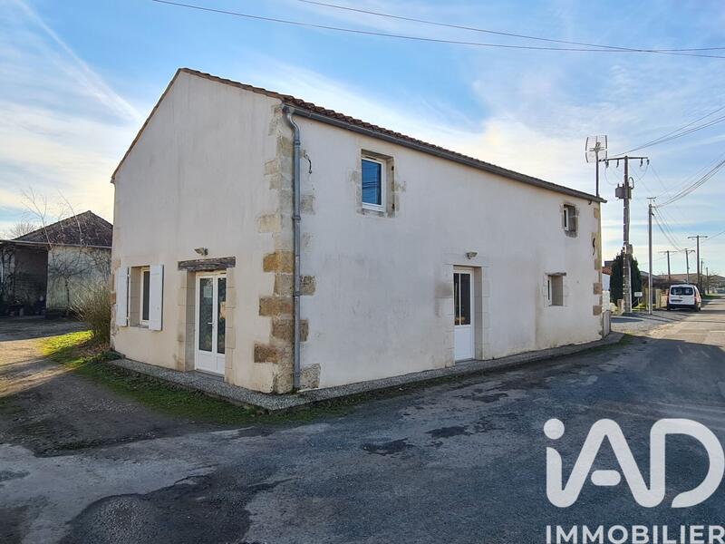 Maison de village - 92 m² - 6 pièces