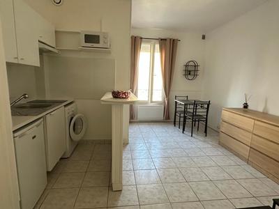 Studio - 24 m² - 1 pièce