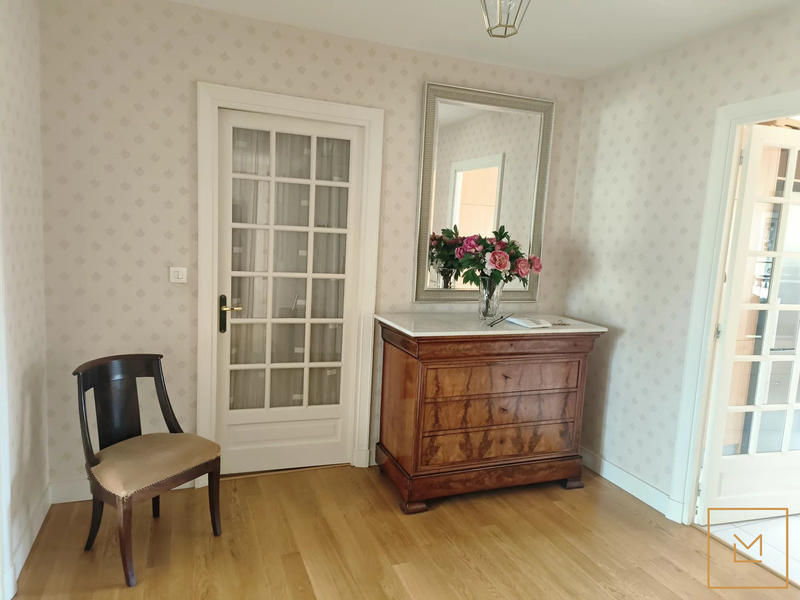 Appartement - 147 m² - 4 pièces