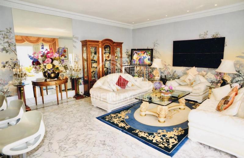 Appartement - 126 m² - 3 pièces