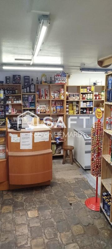 Local commercial - 140 m² - 1 pièce