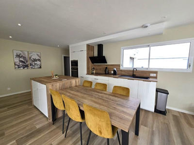 Maison - 108 m² - 4 pièces