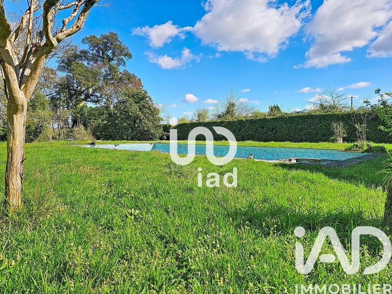 Château - 385 m² - 10 pièces