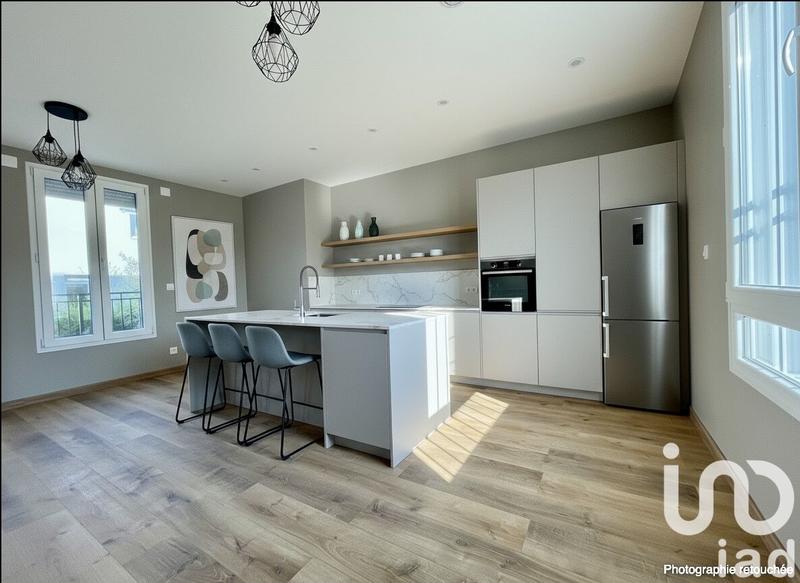 Maison - 176 m² - 6 pièces