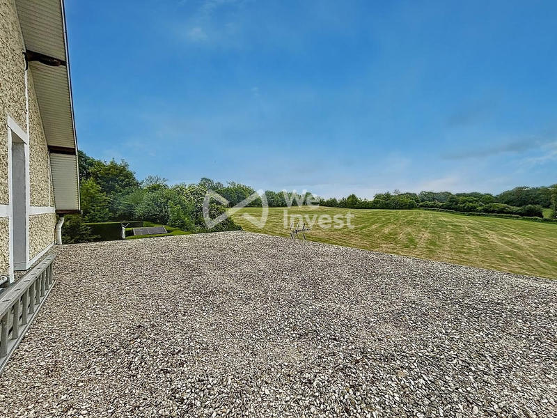 Maison - 204 m² - 7 pièces